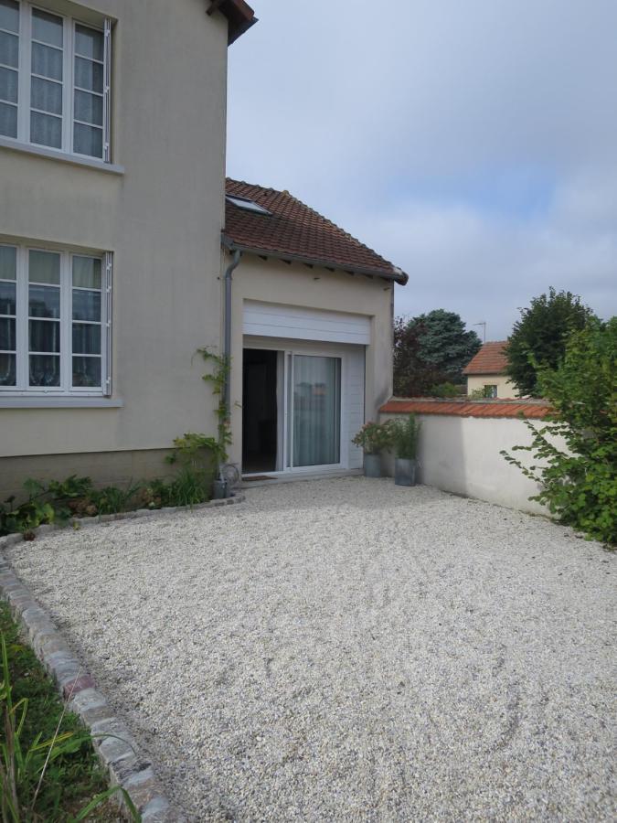 Ferienwohnung Duplex Contemporain Terrasse Exterieure Parking Leves Exterior foto