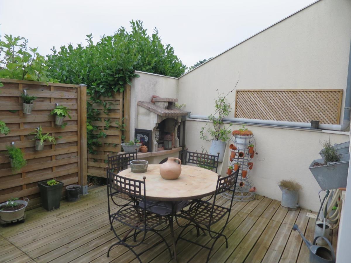 Ferienwohnung Duplex Contemporain Terrasse Exterieure Parking Leves Exterior foto