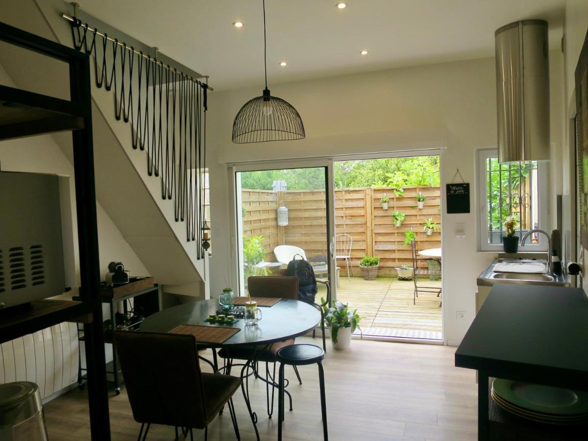 Ferienwohnung Duplex Contemporain Terrasse Exterieure Parking Leves Exterior foto